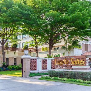 Lasalle Suites Hotel & Residence